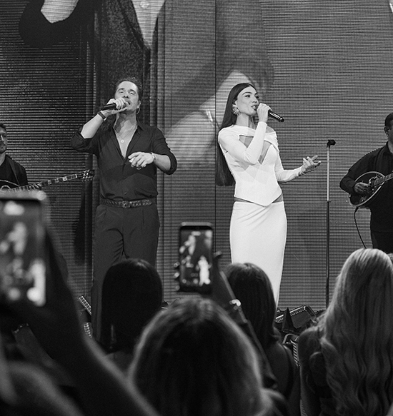 Nikos Oikonomopoulos - Ivi Adamou (1)